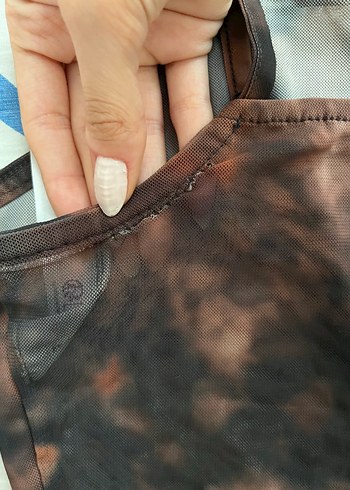 xs Beden kahverengi Renk Bershka Kahverengi Batik Desenli Askılı bluz