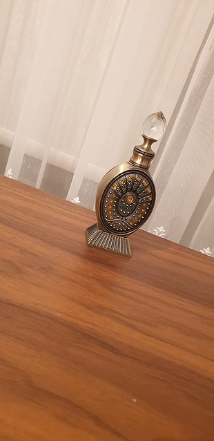 Esans Şişesi