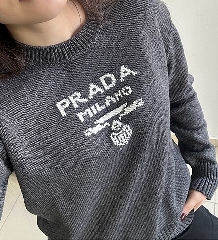 Prada ithal kazak