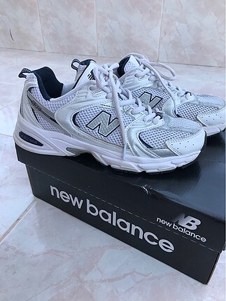 New Balance 530
