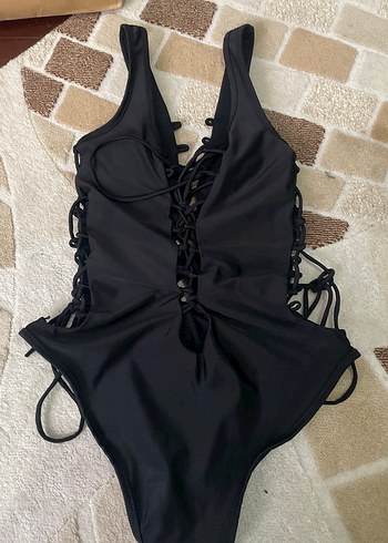 Zincir Detaylı Siyah Uzun Kollu Kadın Mayo - Görsel 2