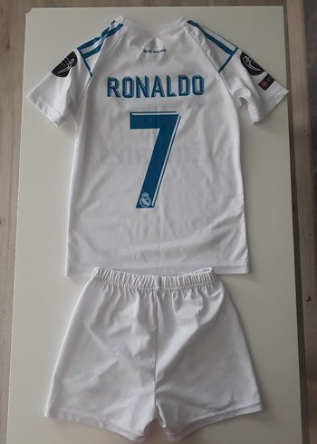 5 Yaş Beden Adidas Beyaz Real Madrid Kısa Kollu Forma