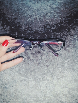 Bordo taşlı optik gözlük 