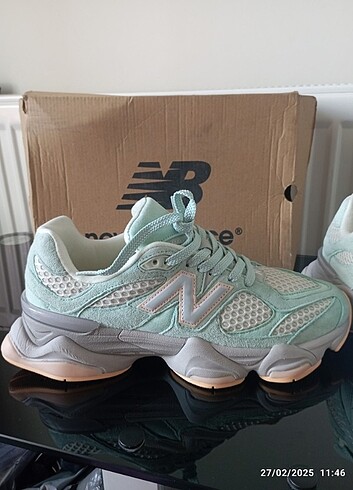New Balance NEW BALANCE 9060 SIFIR