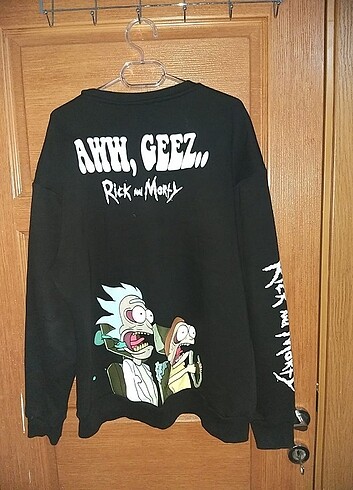Rick and Morty sweatshirt.