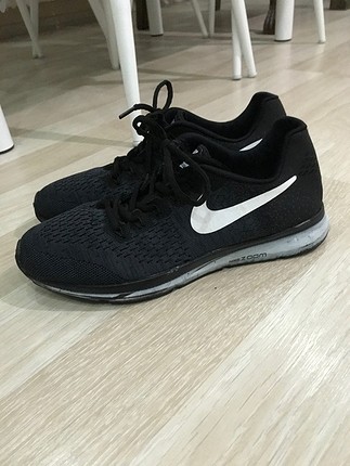 42 Beden çeşitli Renk Nike zoom orjinal