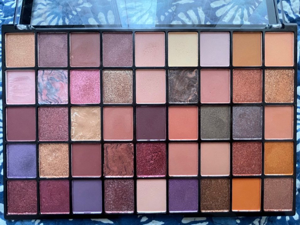 Revolution Maksimum Renkli Göz Farı Paleti - Görsel 2