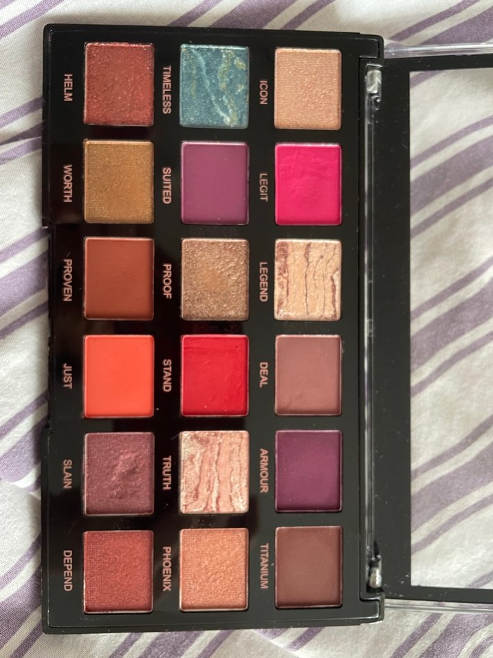 Revolution Pro Far Paleti - Görsel 2