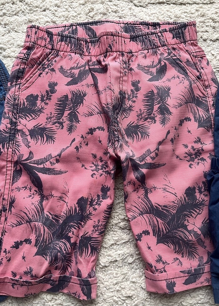 Üç adet şort - Görsel 3