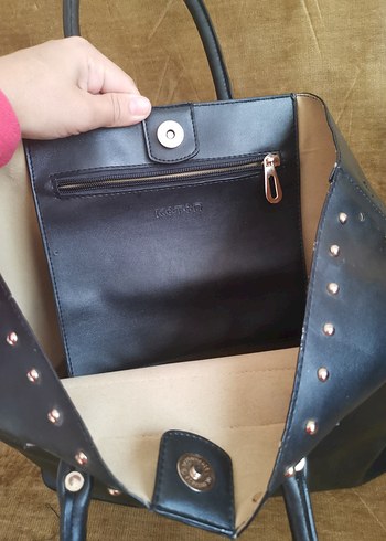 Siyah Parlak Deri Kadın Çanta - Görsel 5