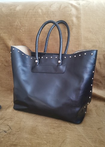 Siyah Parlak Deri Kadın Çanta - Görsel 2