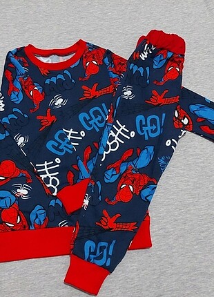 Pijama Takımı 4-5 yaş 