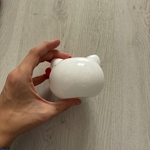 diğer Beden hello kitty kumbara
