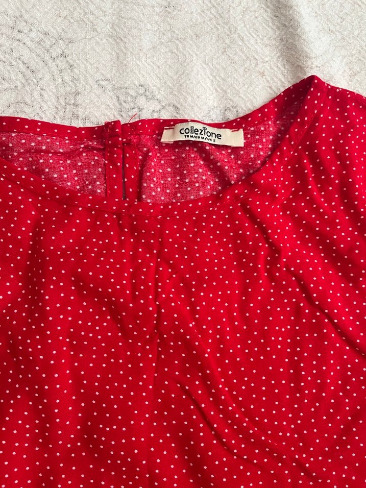 Kısa Kollu Kırmızı  Bluz - Görsel 2