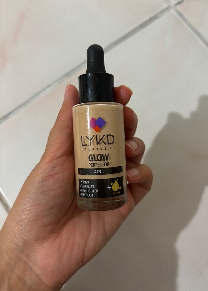Gratis lykd glow perfector 4'ü 1 arada fondöten etiketli ürün hi - Görsel 2