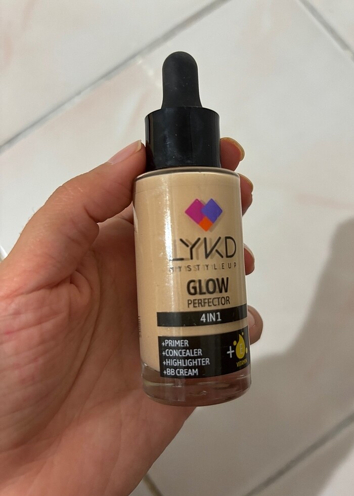 Gratis lykd glow perfector 4'ü 1 arada fondöten etiketli ürün hi - Görsel 5