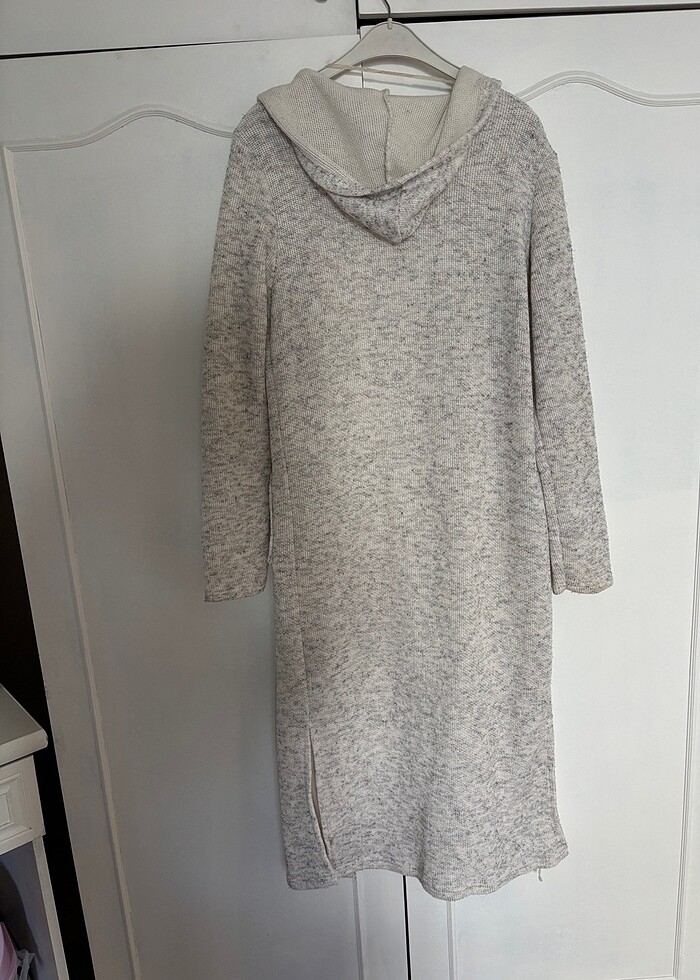 Uzun hırka hiç giyilmedi l beden - Görsel 4