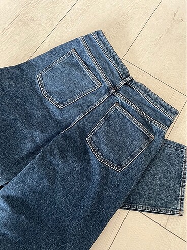 26 Beden mavi Renk Cos Tapered Jean
