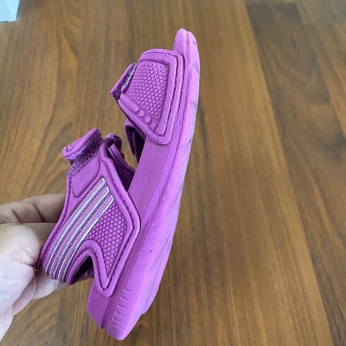 24 Beden mor Renk Kız çocuk sandalet