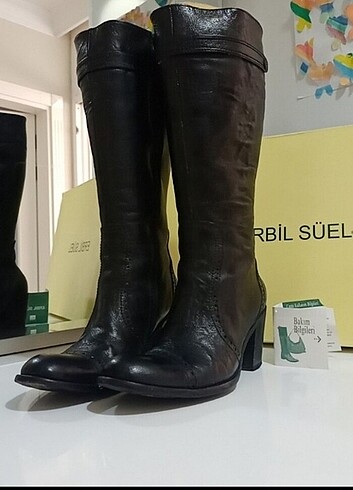 37 Beden siyah Renk Çizme