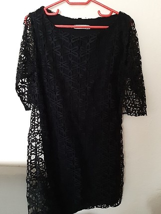 zara marka elbise 