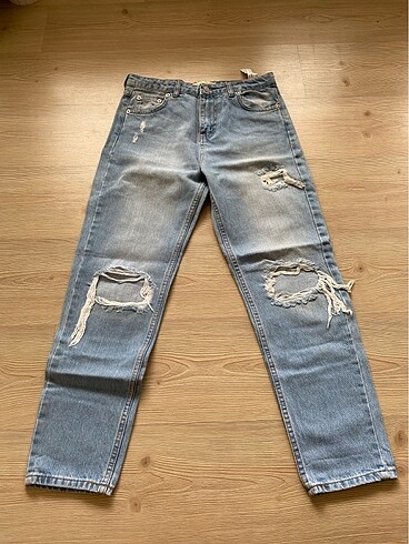 Jean 38