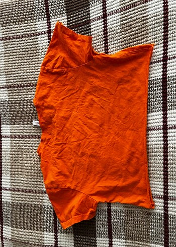 Turuncu Baskılı Kısa Kollu Tişört - Görsel 3