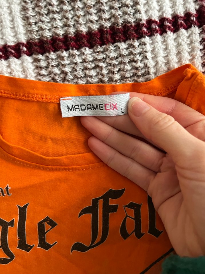 Turuncu Baskılı Kısa Kollu Tişört - Görsel 2