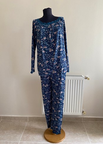 Kadın Mavi Uzun Kollu V Yaka Pijama Takımı