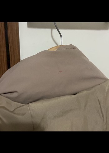 Pull and Bear Bej Vizon Kapüşonlu Kadın Kışlık Şişme Mont Pull&Bear