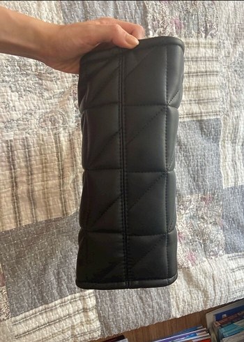 Stradivarius siyah zincirli baklava tote çanta - Görsel 3