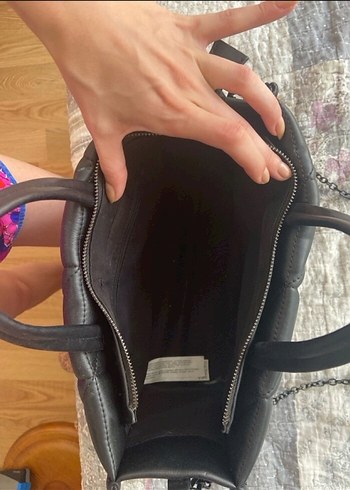 Stradivarius siyah zincirli baklava tote çanta - Görsel 2