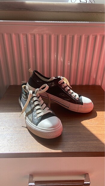 38 Beden İnci siyah converse ayakkabı