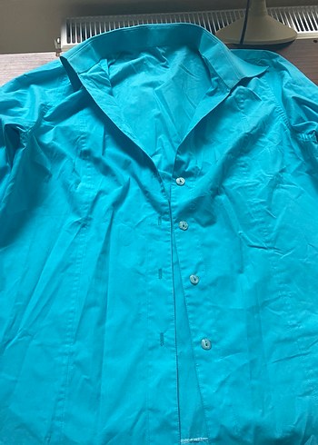 Düğmeli Turkuaz Mavi Kadın Gömlek - Görsel 2