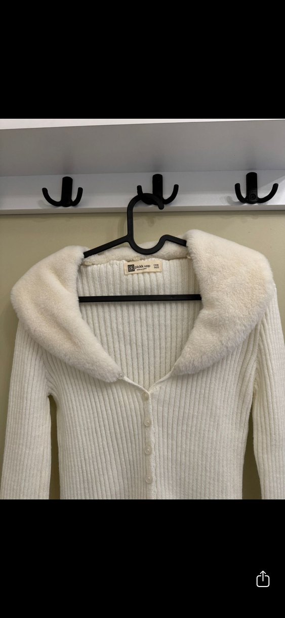 Beyaz Kürklü Yüksek Yaka Triko Kadın Kazak - Görsel 2