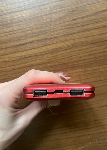 Kırmızı YK Design Kablosuz Power Bank - Görsel 3