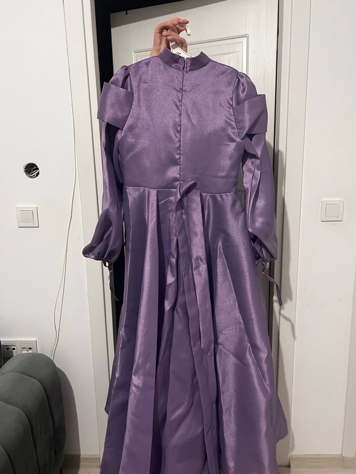 Uzun Kollu Parlak Lila Drapeli Kadın Abiye - Görsel 4