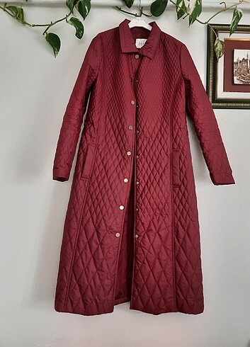 Refka Tesettür Giyim Astarlı Bordo şişme mont