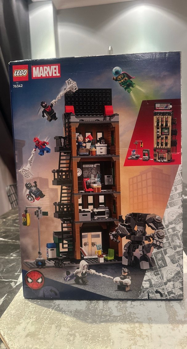 LEGO Marvel Spider-Man The Daily Bugle 781 Parça - Görsel 2