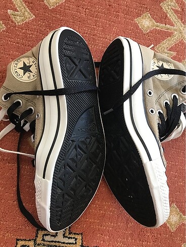38 Beden haki Renk Orijinal Çift katlı converse