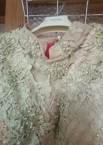 Drapeli Gold güpürlü nişanlık abiye elbise - Görsel 6