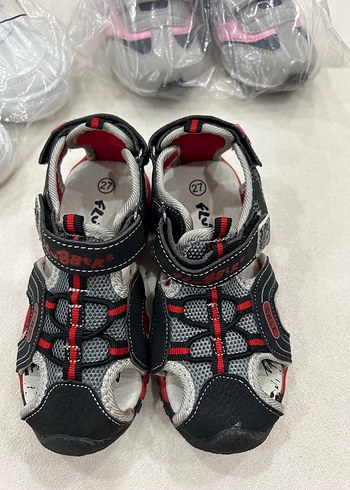 Kız Çocuk Çok Renkli Baskılı Cırt Cırtlı Terlik - Görsel 3