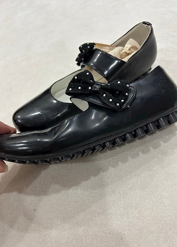 Kız Çocuk Siyah Tokalı Babet - Görsel 2