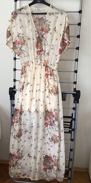 Zara Bir kere giyildi oldukça iyi durumda orijinal marka elbise S/M b
