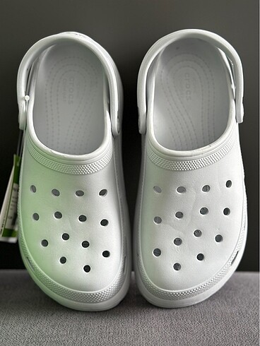 40 Beden Crocs