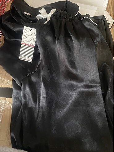 s Beden Saten pijama takımı