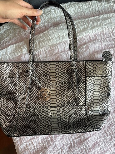 Guess çanta
