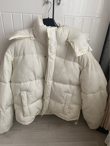 Zara mont