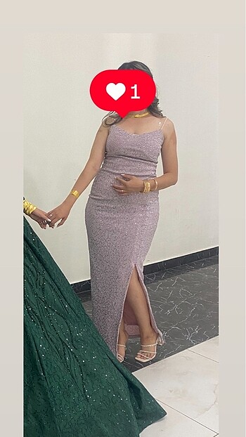 Abiye gece elbisesi askılı
