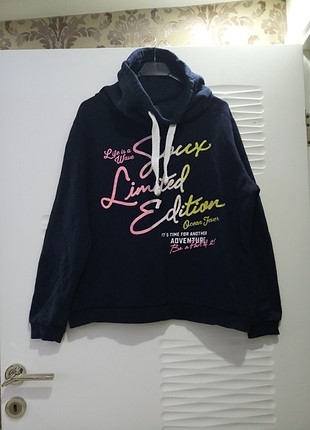 Lacivert sweat